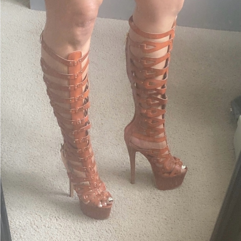 ZIGI girl Tan Gladiator Heels
